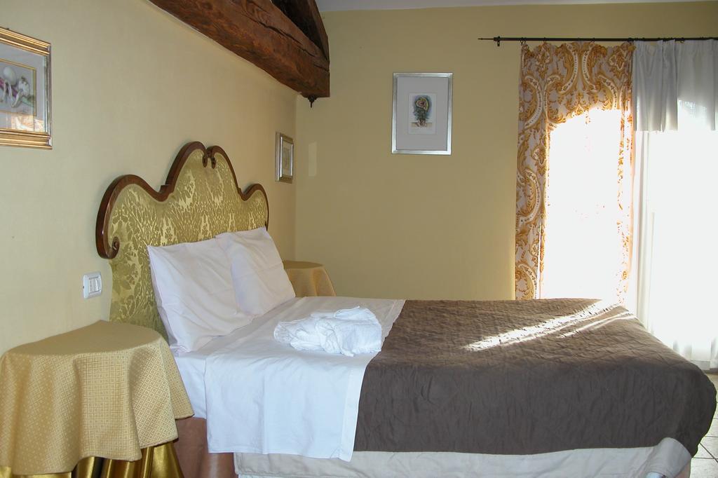 Villa Agriturismo L'Angelina Alfonsine Zimmer foto
